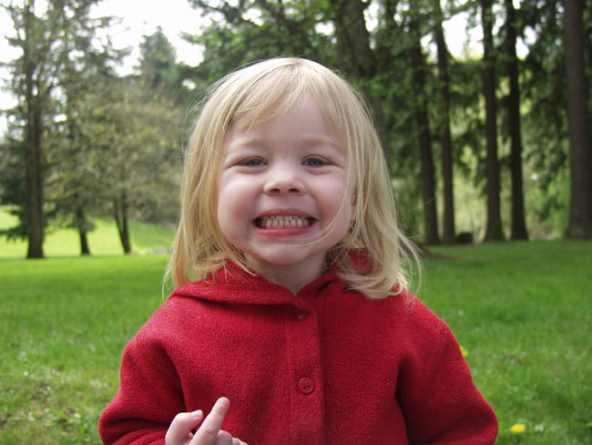 emily sillyface closeup at park